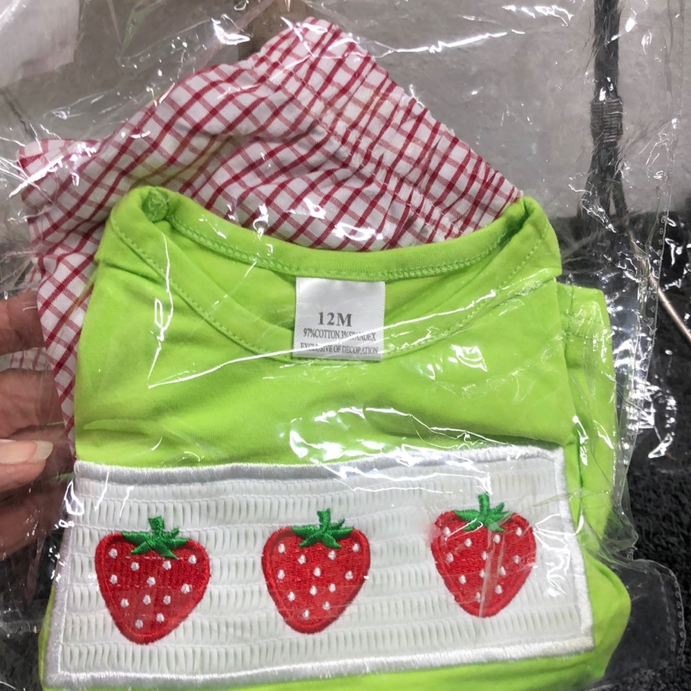 NEW IN BAG 2 pc shorts and top
